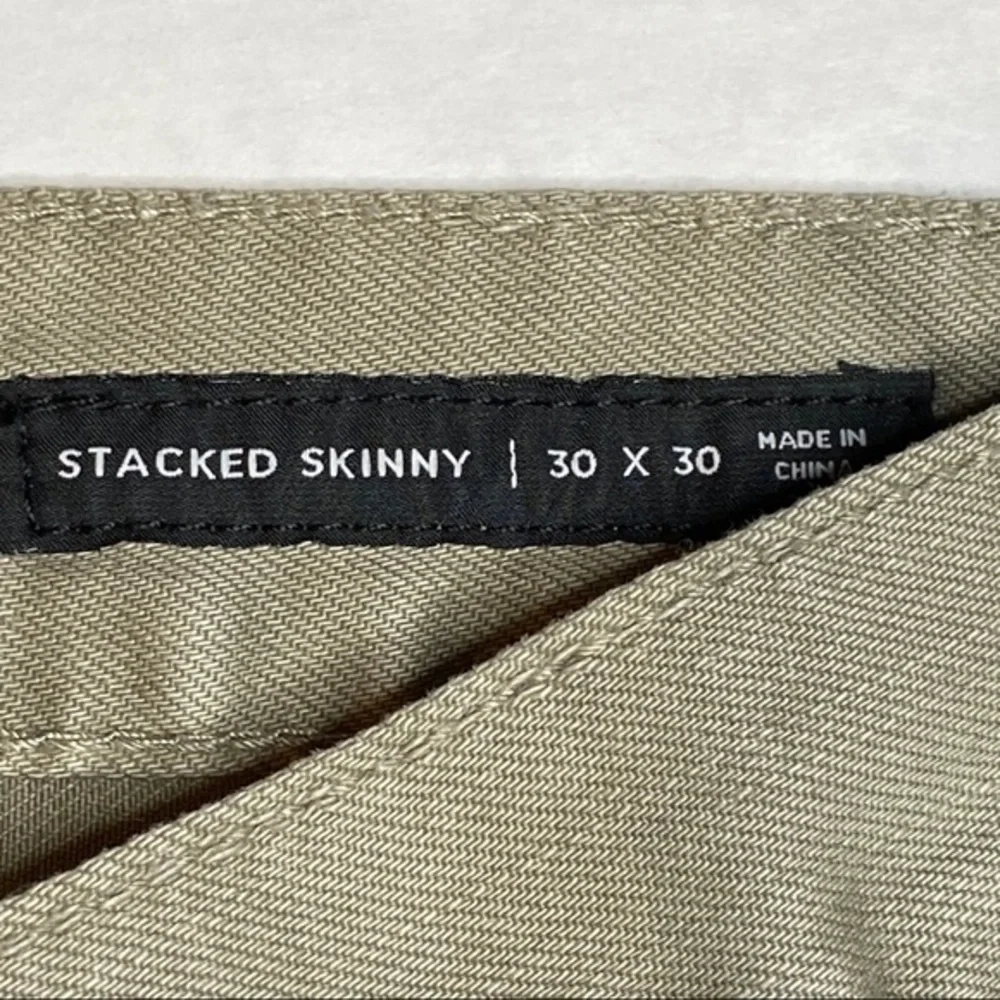 Pacsun Stacked Skinny Knee Zipper Jeans NWT